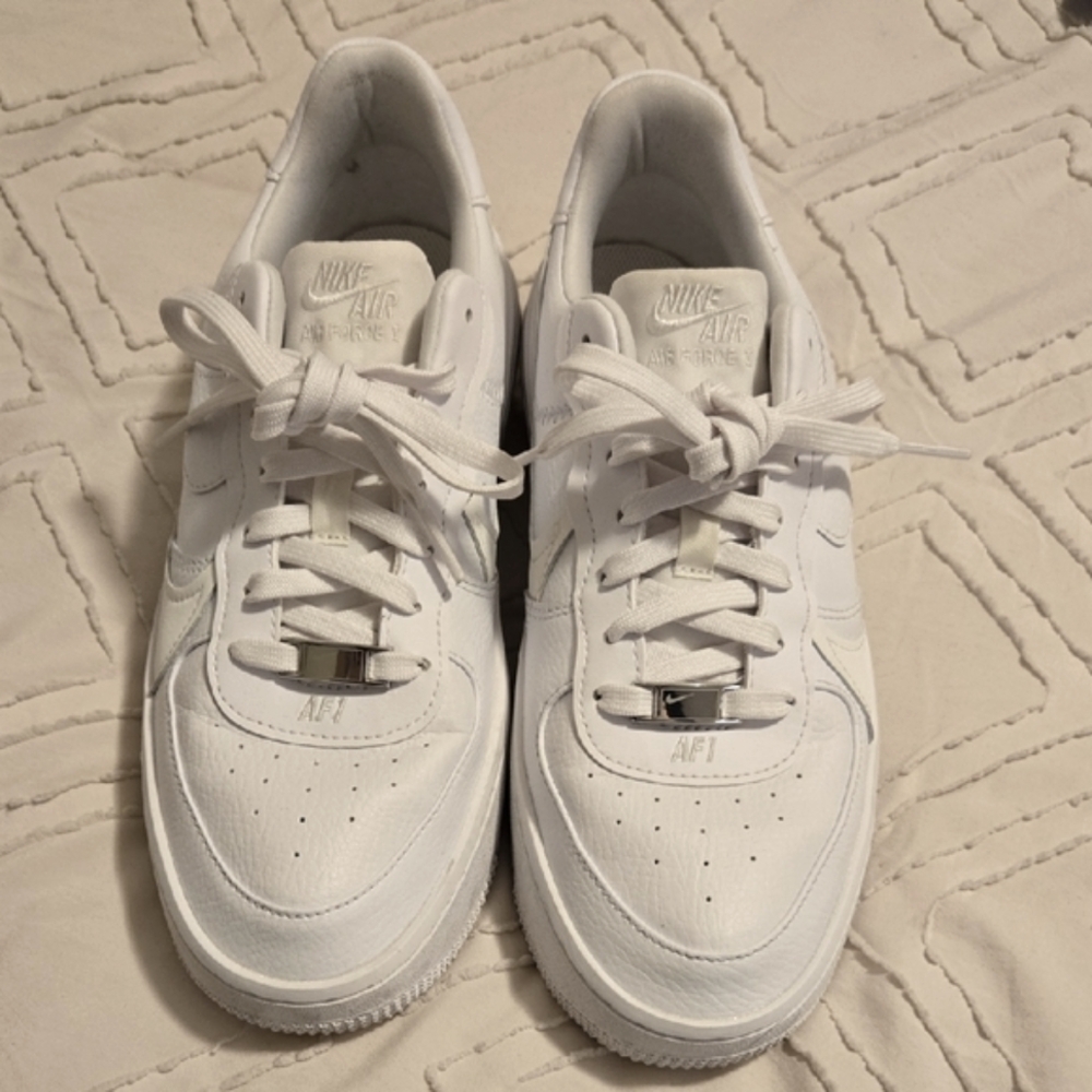 Nike White Women's Sneakers